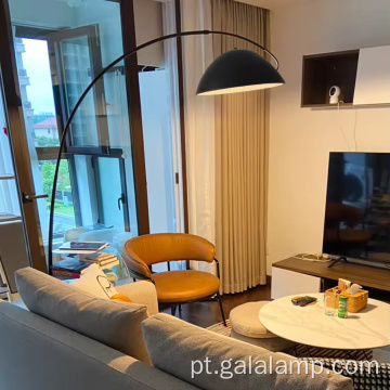 Candeeiro de pé em arco minimalista moderno